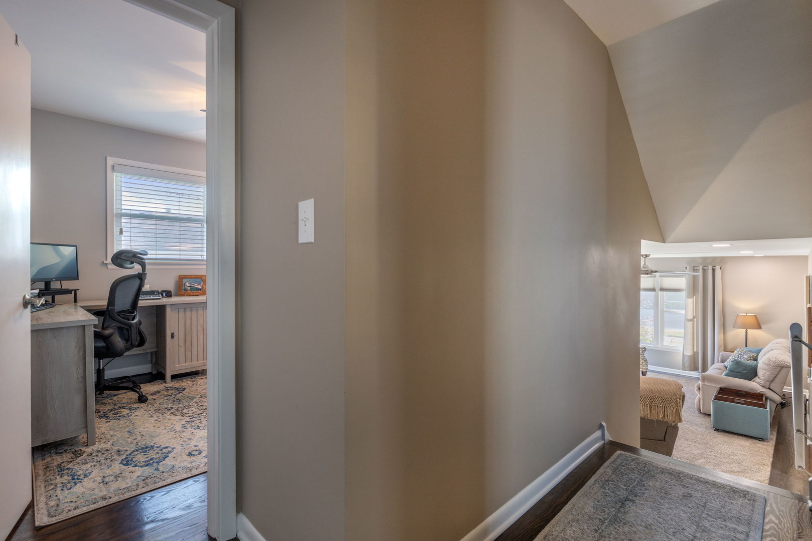 2401 Mayfair Avenue, Westchester, IL 60154