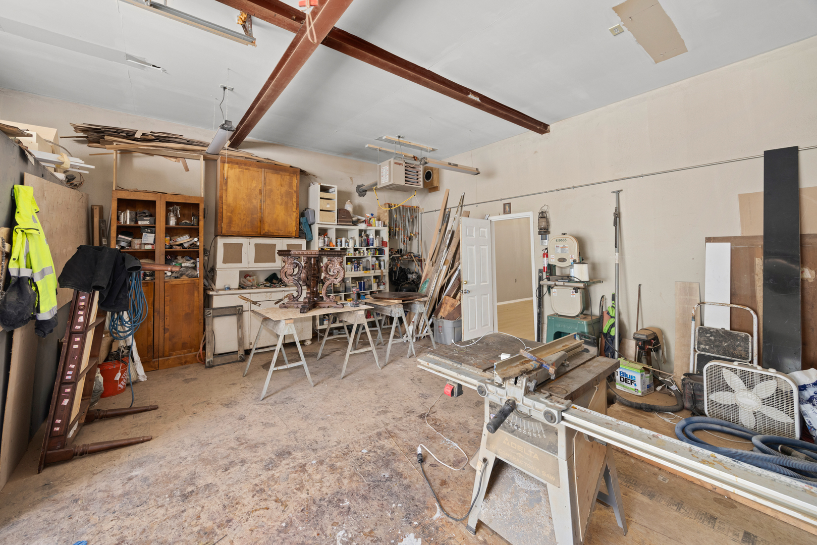 3381 N Milwaukee Avenue, Chicago, IL 60641