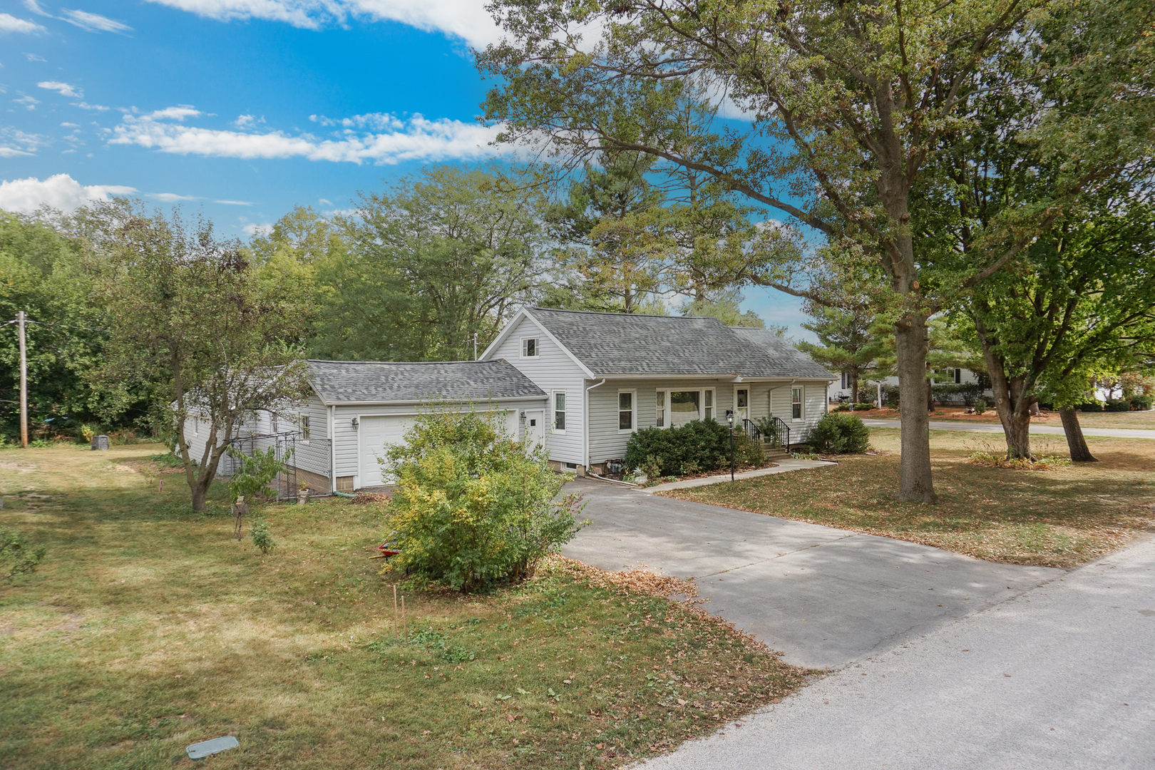 725 Sheridan Street, Chenoa, IL 61726