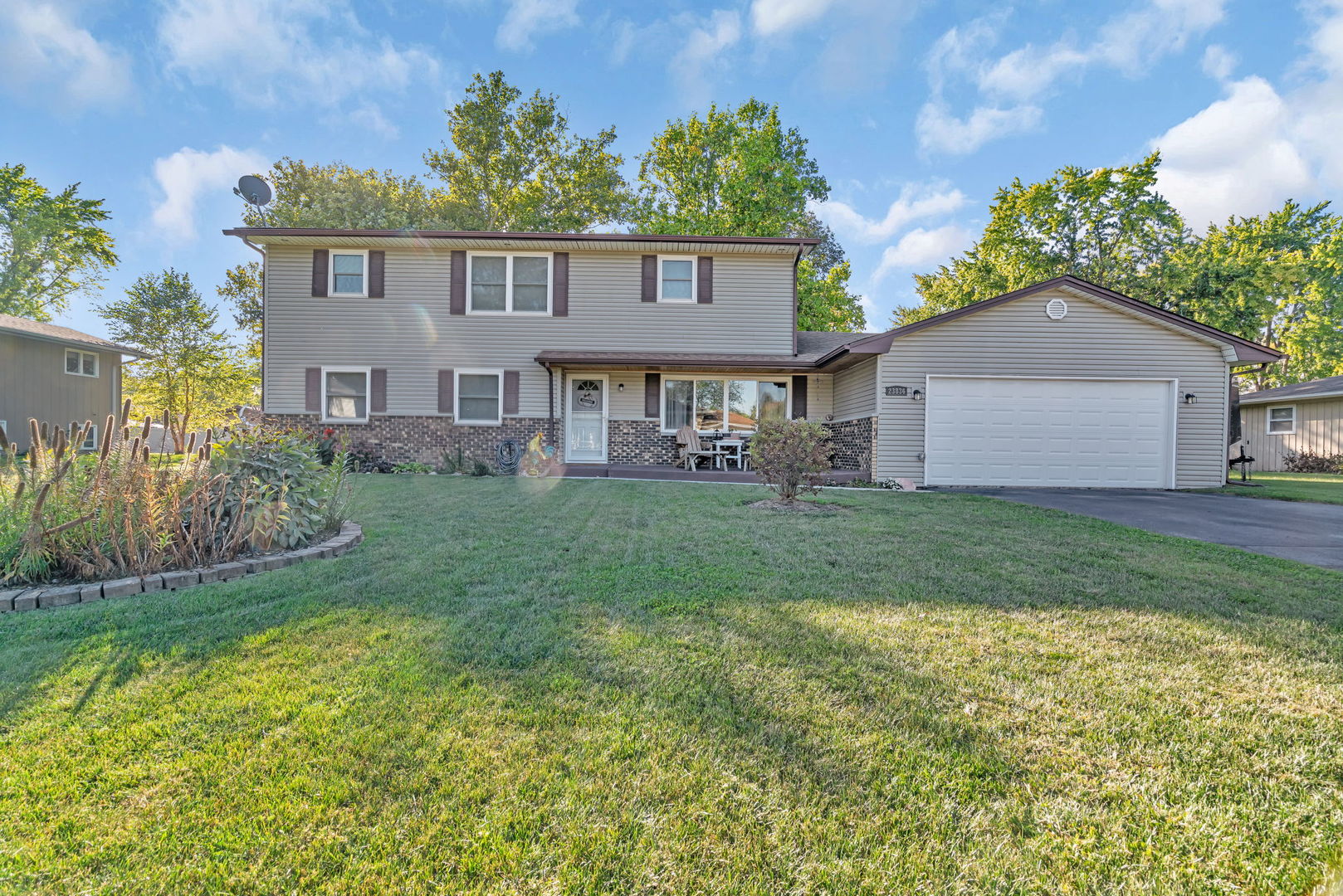 23836 S Willow Lane, Minooka, IL 60447
