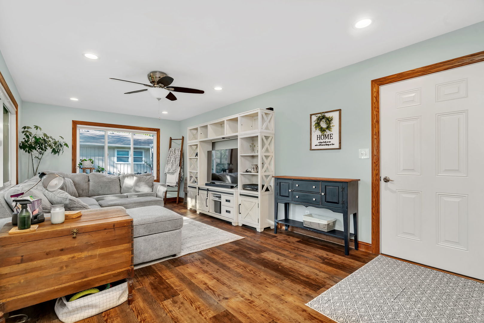 23836 S Willow Lane, Minooka, IL 60447