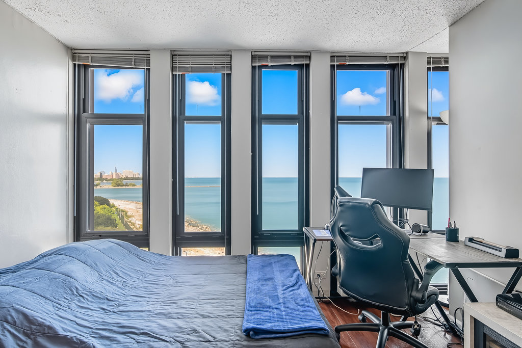 6700 S South Shore Drive #11K, Chicago, IL 60649