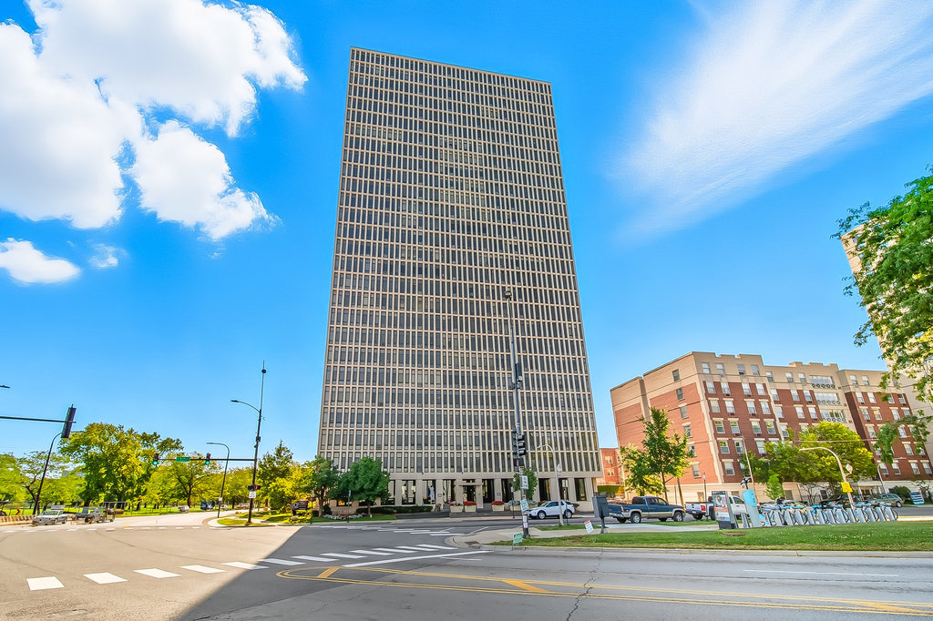 6700 S South Shore Drive #11K, Chicago, IL 60649