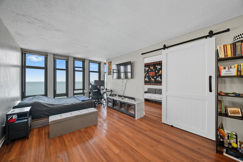 6700 S South Shore Drive #11K, Chicago, IL 60649