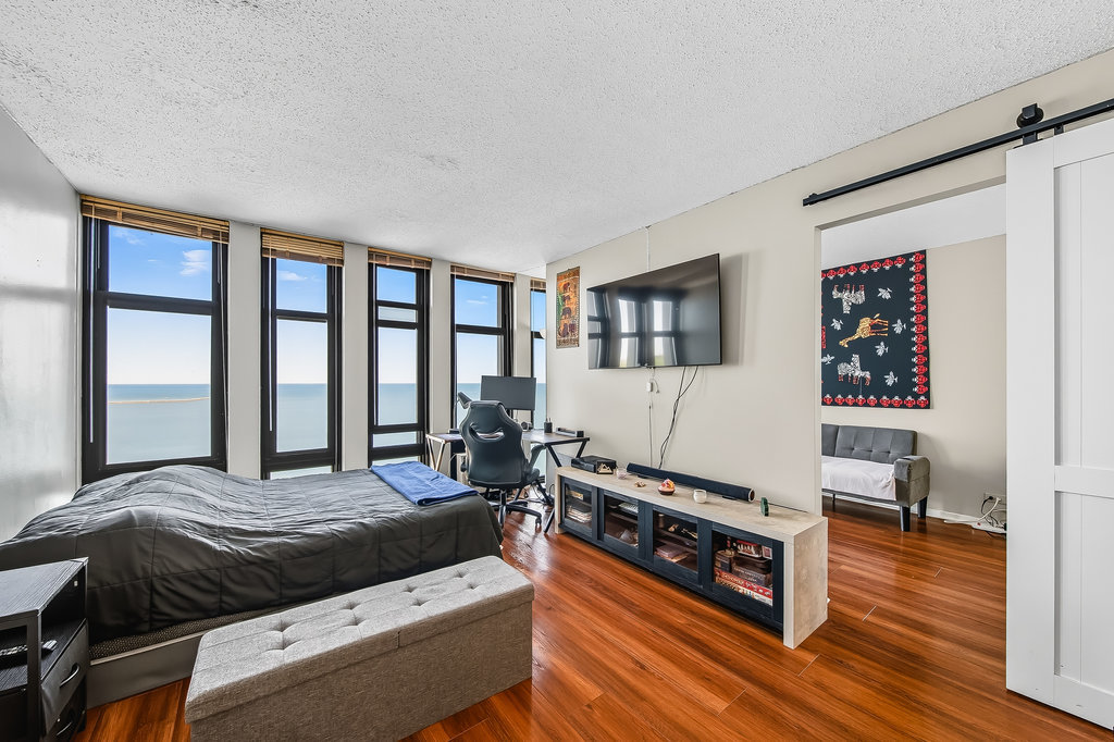 6700 S South Shore Drive #11K, Chicago, IL 60649