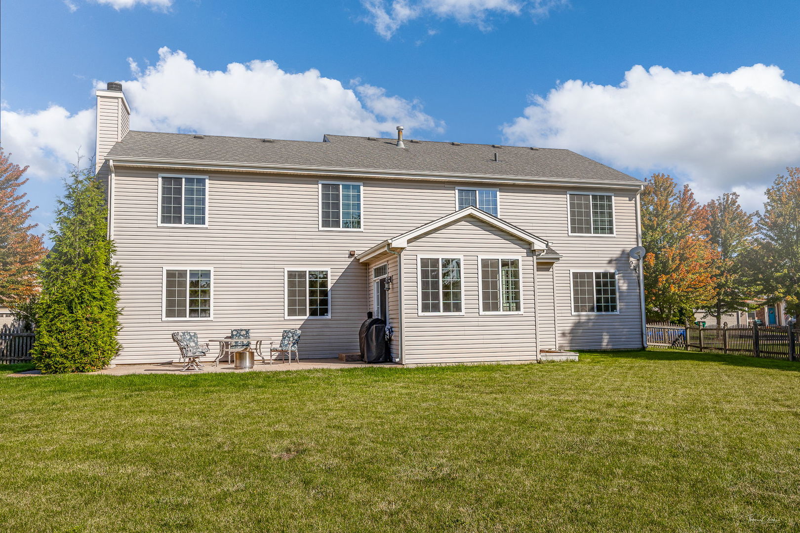 12824 Summer House Drive, Plainfield, IL 60585