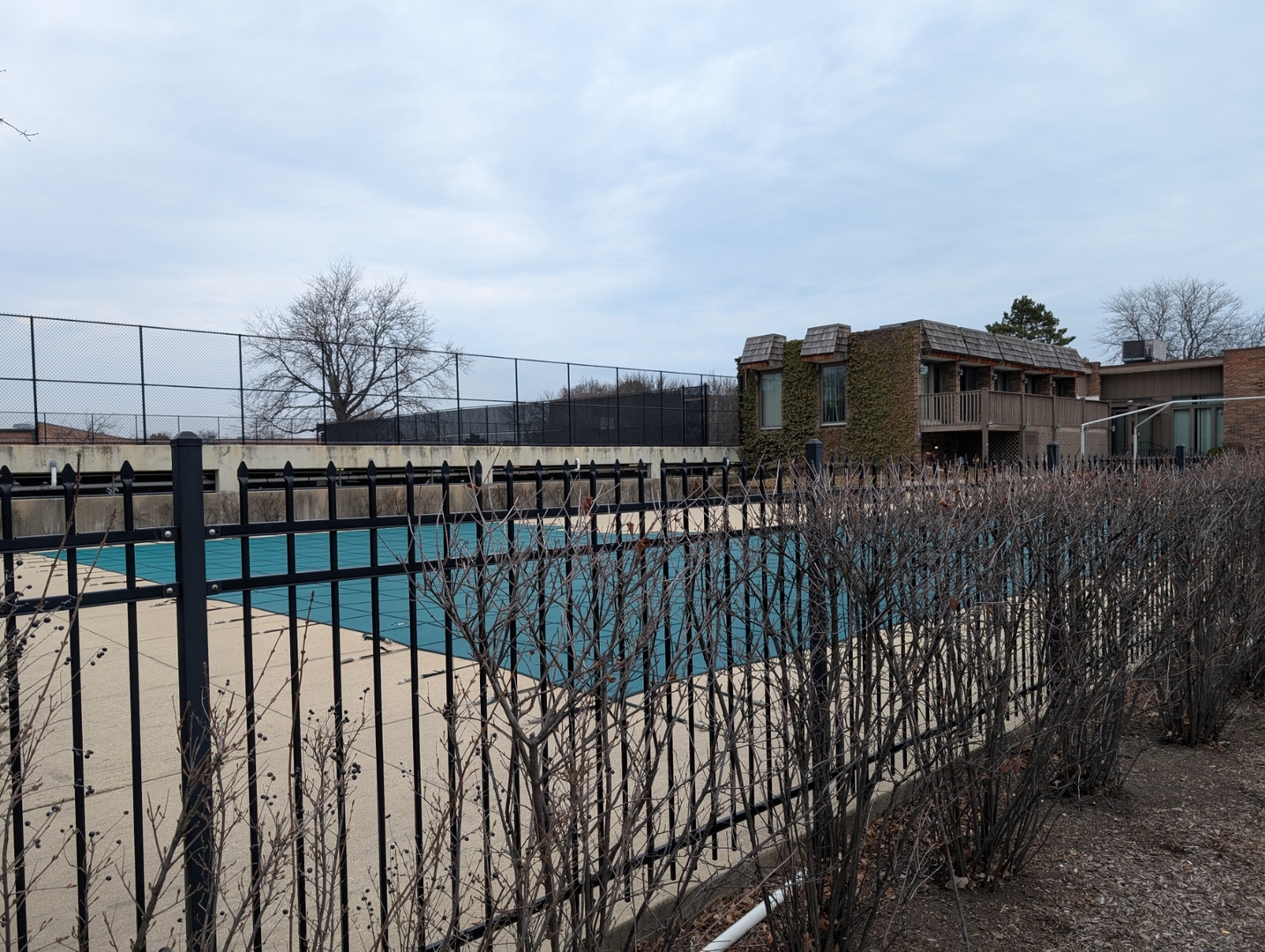 3110 Pheasant Creek Drive #101, Northbrook, IL 60062