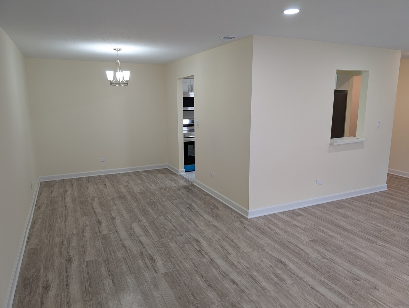 3110 Pheasant Creek Drive #101, Northbrook, IL 60062