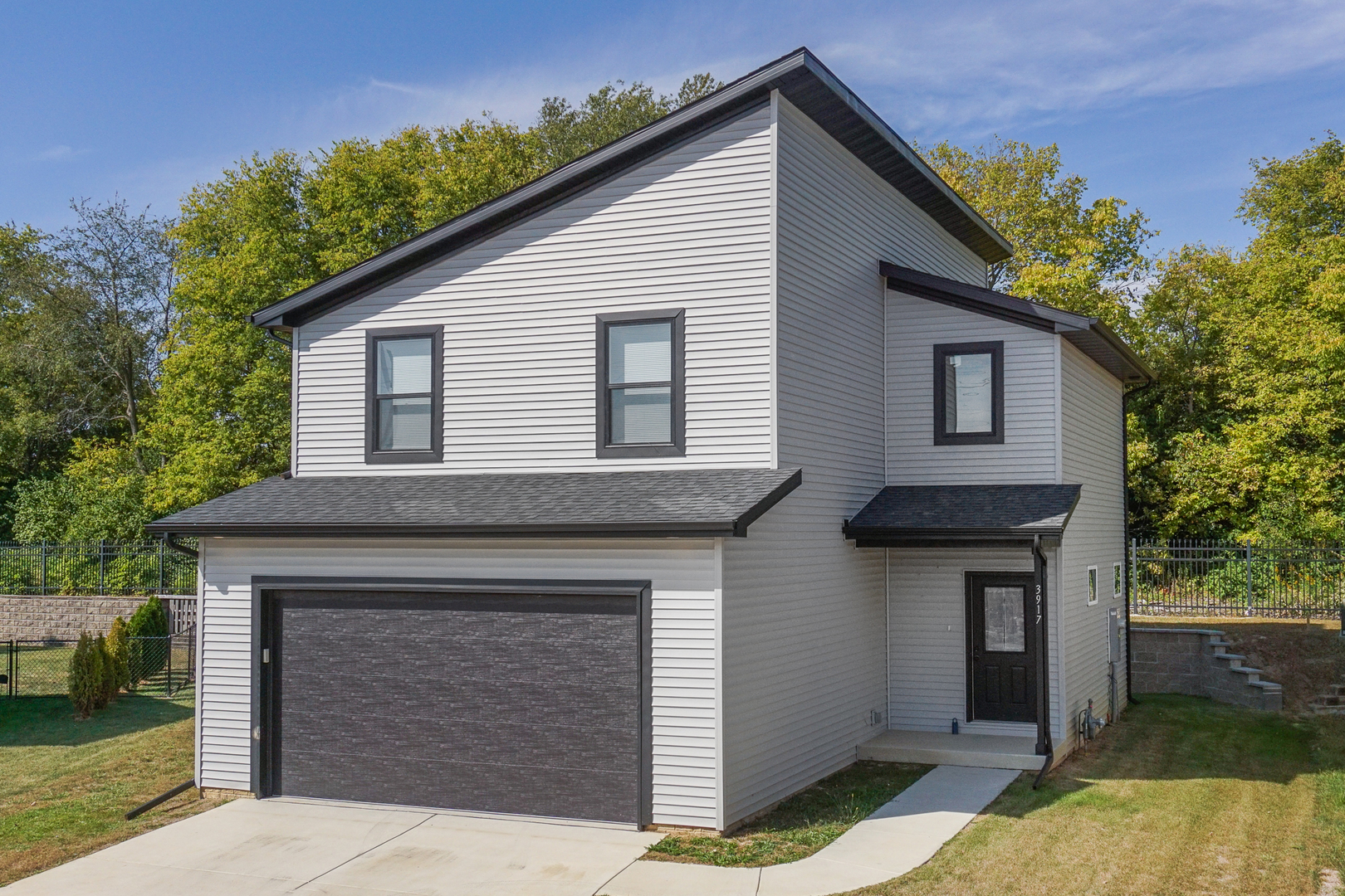 3917 Shasta Drive, Bloomington, IL 61705