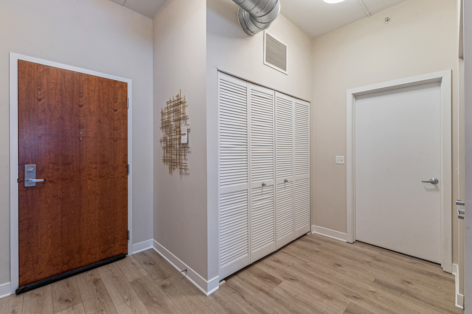 450 VILLAGE CENTER Drive #210, Burr Ridge, IL 60527