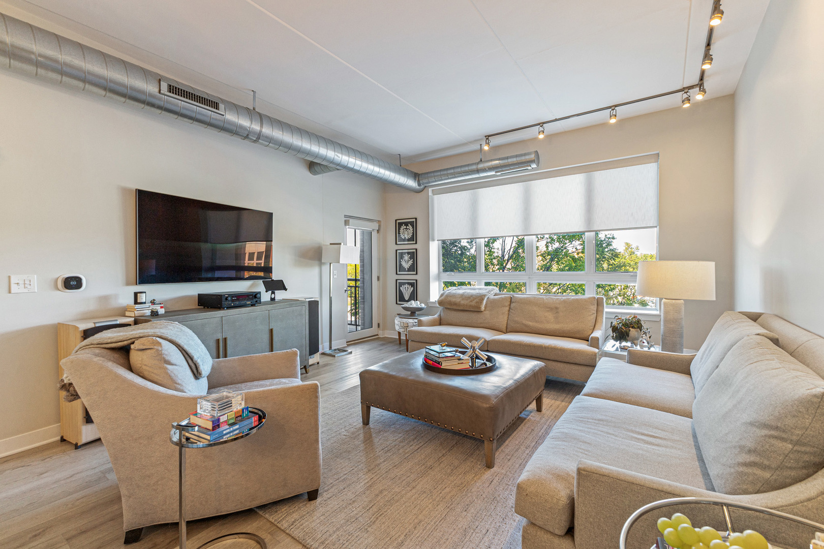 450 VILLAGE CENTER Drive #210, Burr Ridge, IL 60527