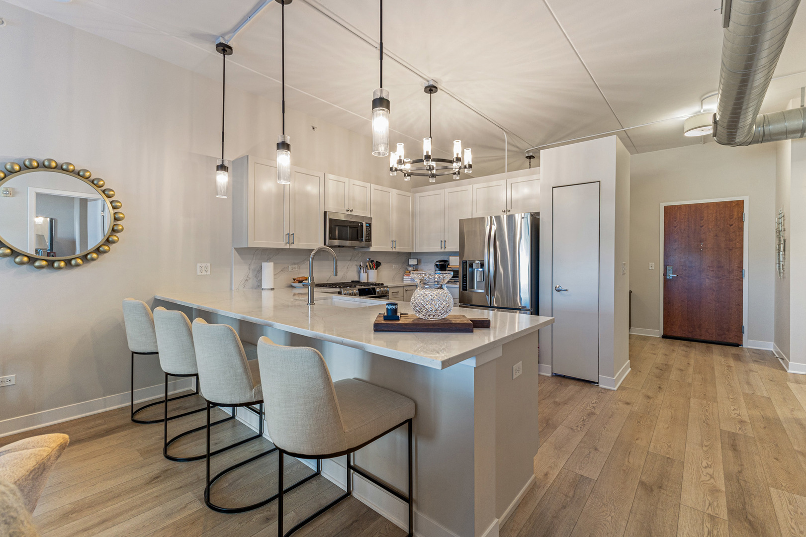 450 VILLAGE CENTER Drive #210, Burr Ridge, IL 60527