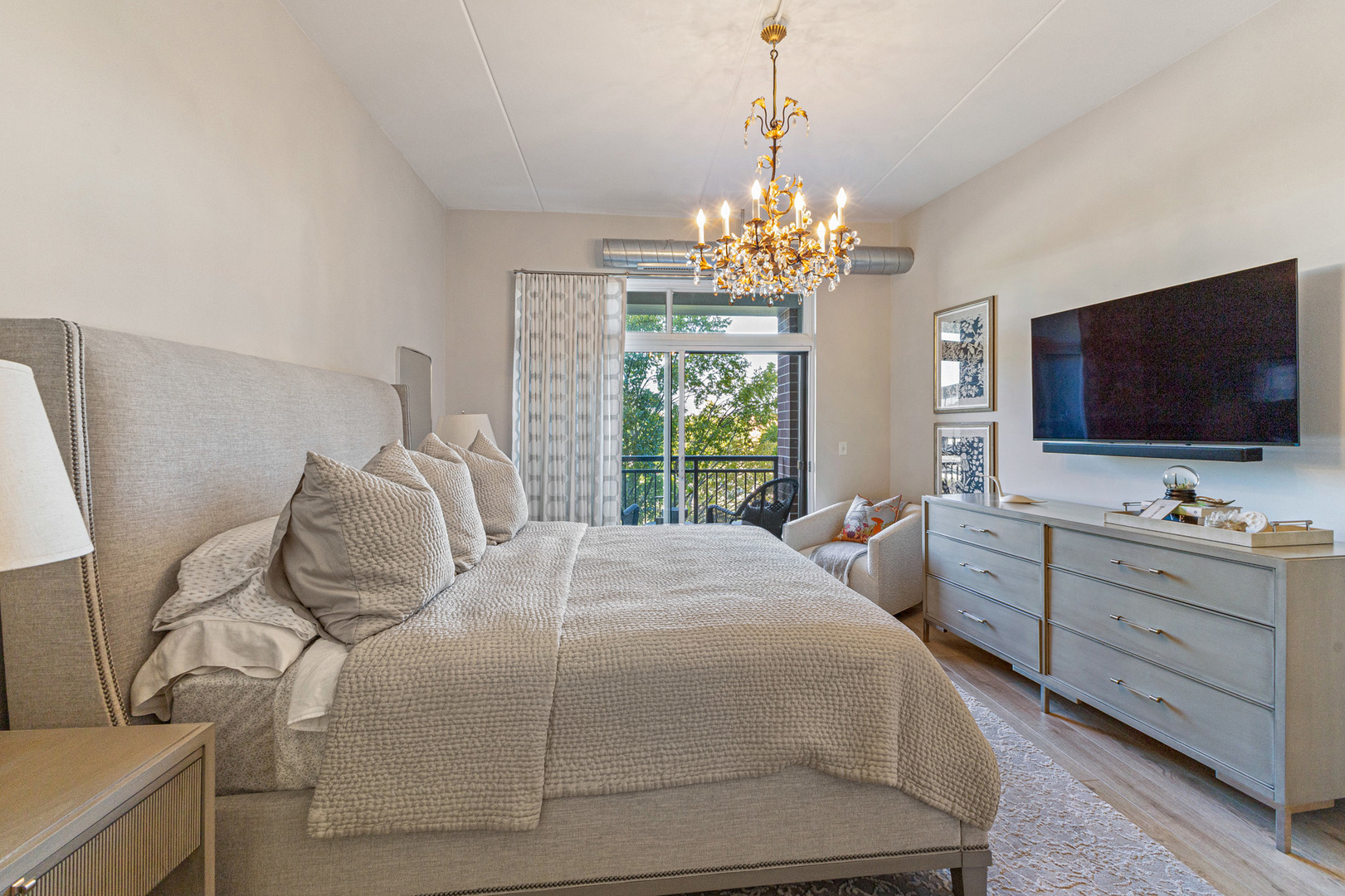 450 VILLAGE CENTER Drive #210, Burr Ridge, IL 60527