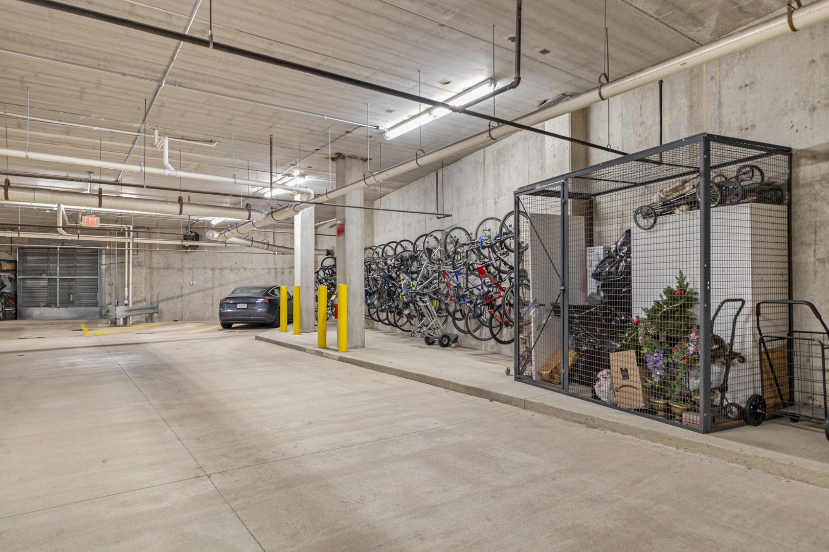 450 VILLAGE CENTER Drive #210, Burr Ridge, IL 60527