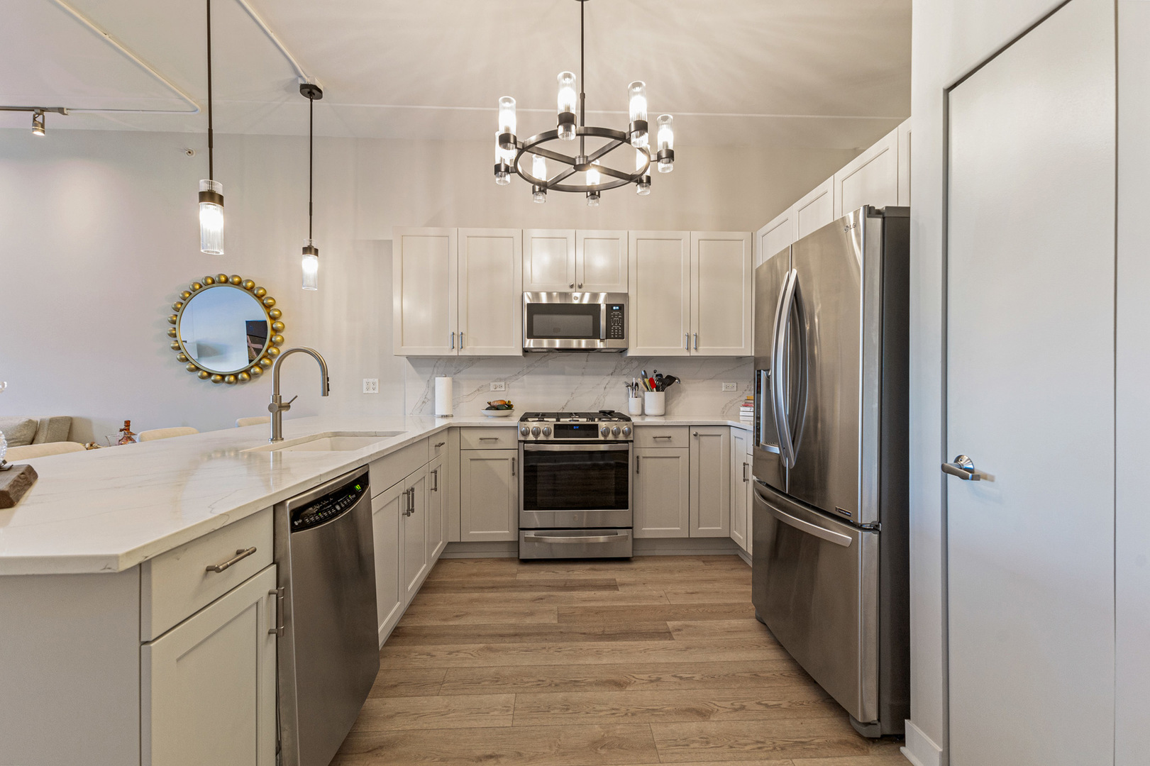 450 VILLAGE CENTER Drive #210, Burr Ridge, IL 60527