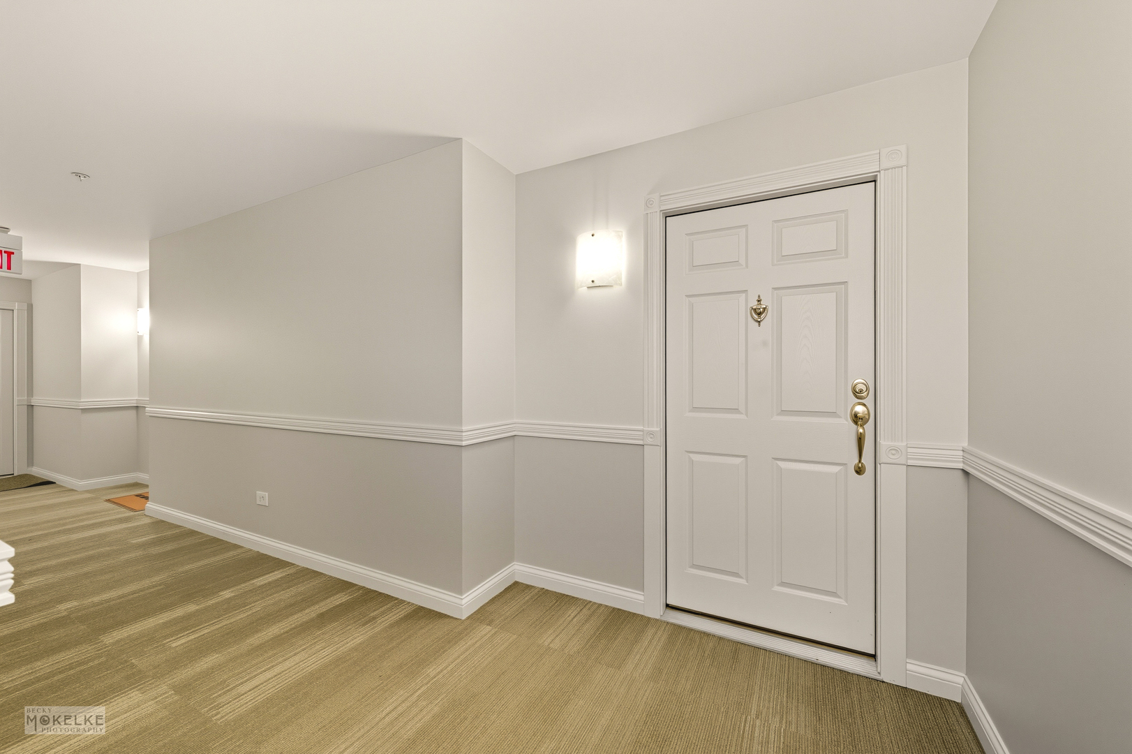 27 E Hattendorf Avenue #216, Roselle, IL 60172