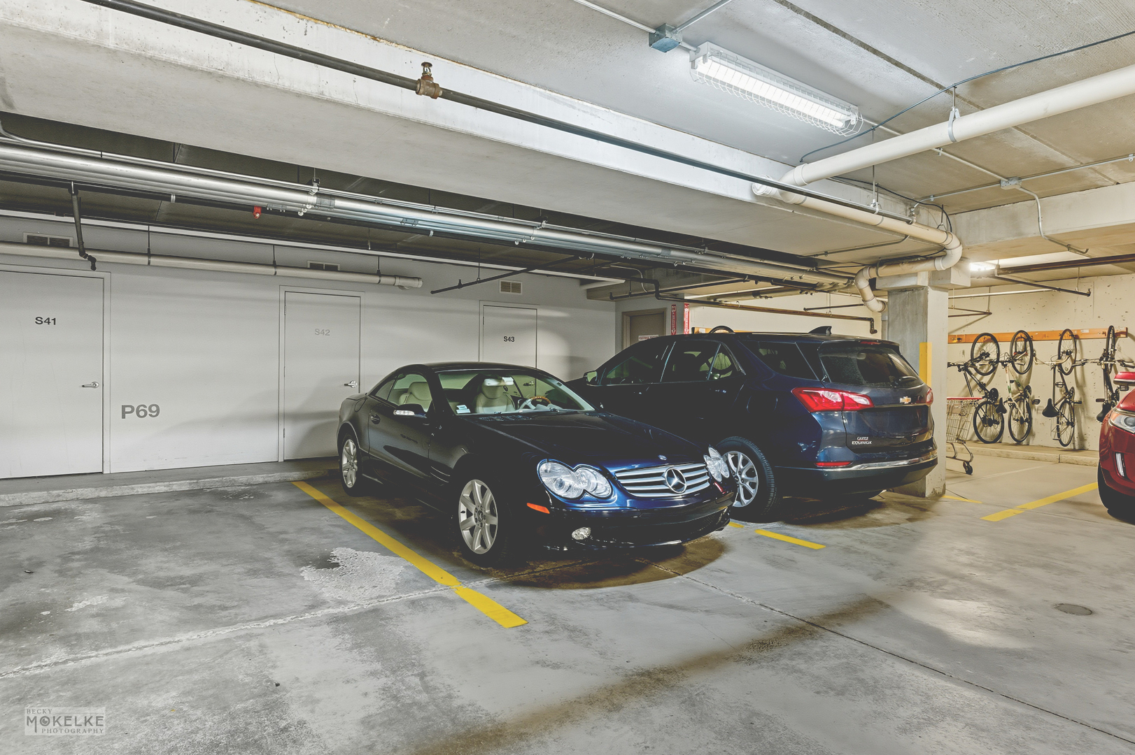 27 E Hattendorf Avenue #216, Roselle, IL 60172