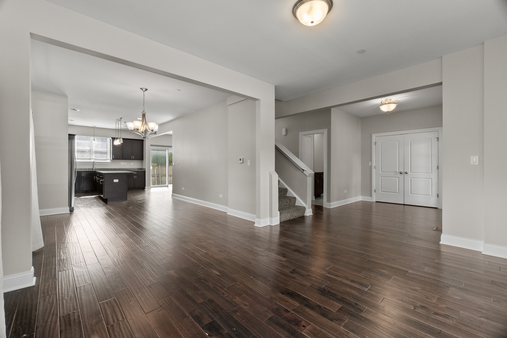 47 E 55th Street, Westmont, IL 60559