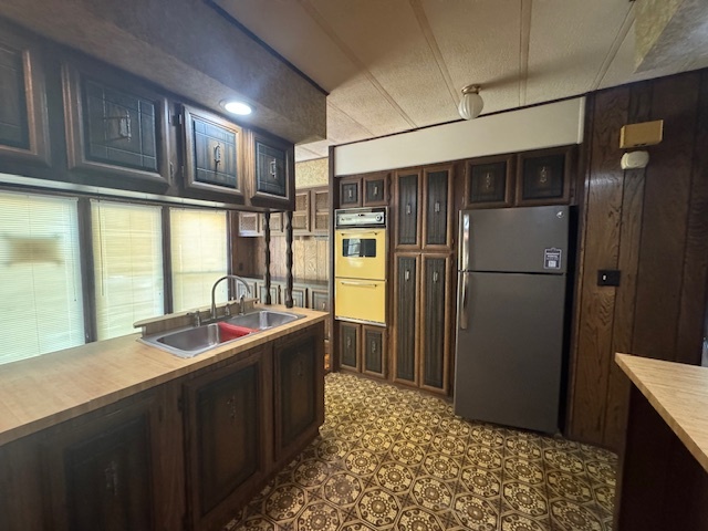 135 Ave C, Bloomington, IL 61701