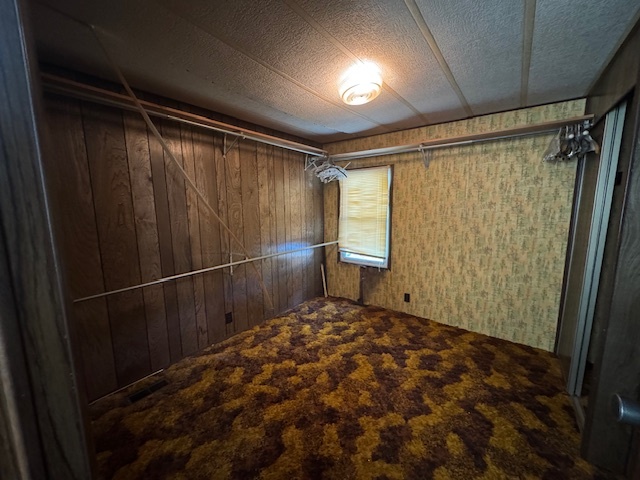 135 Ave C, Bloomington, IL 61701