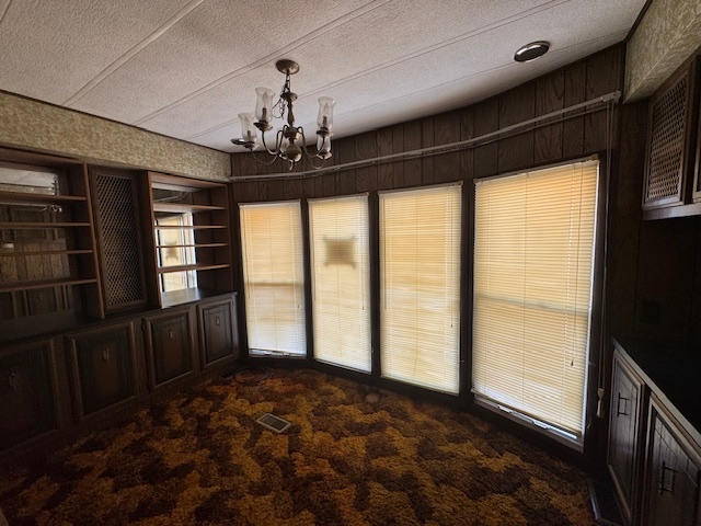 135 Ave C, Bloomington, IL 61701