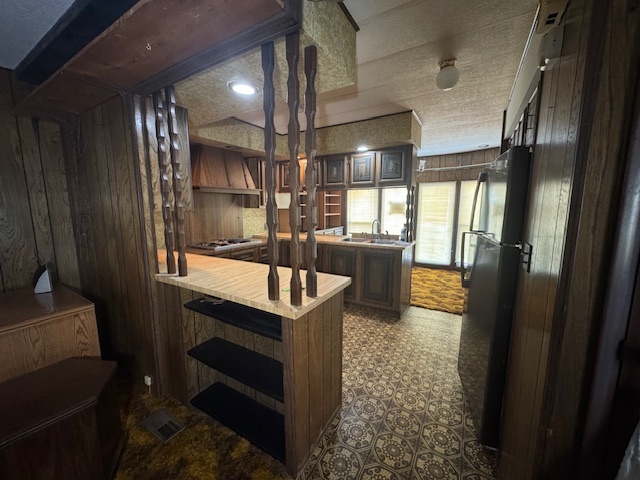 135 Ave C, Bloomington, IL 61701