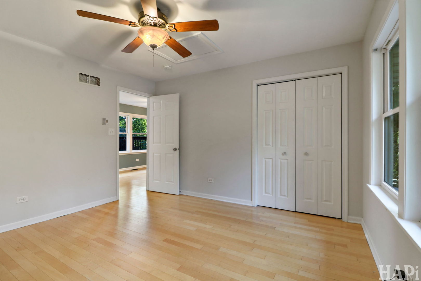 38366 N 4th Avenue, Spring Grove, IL 60081