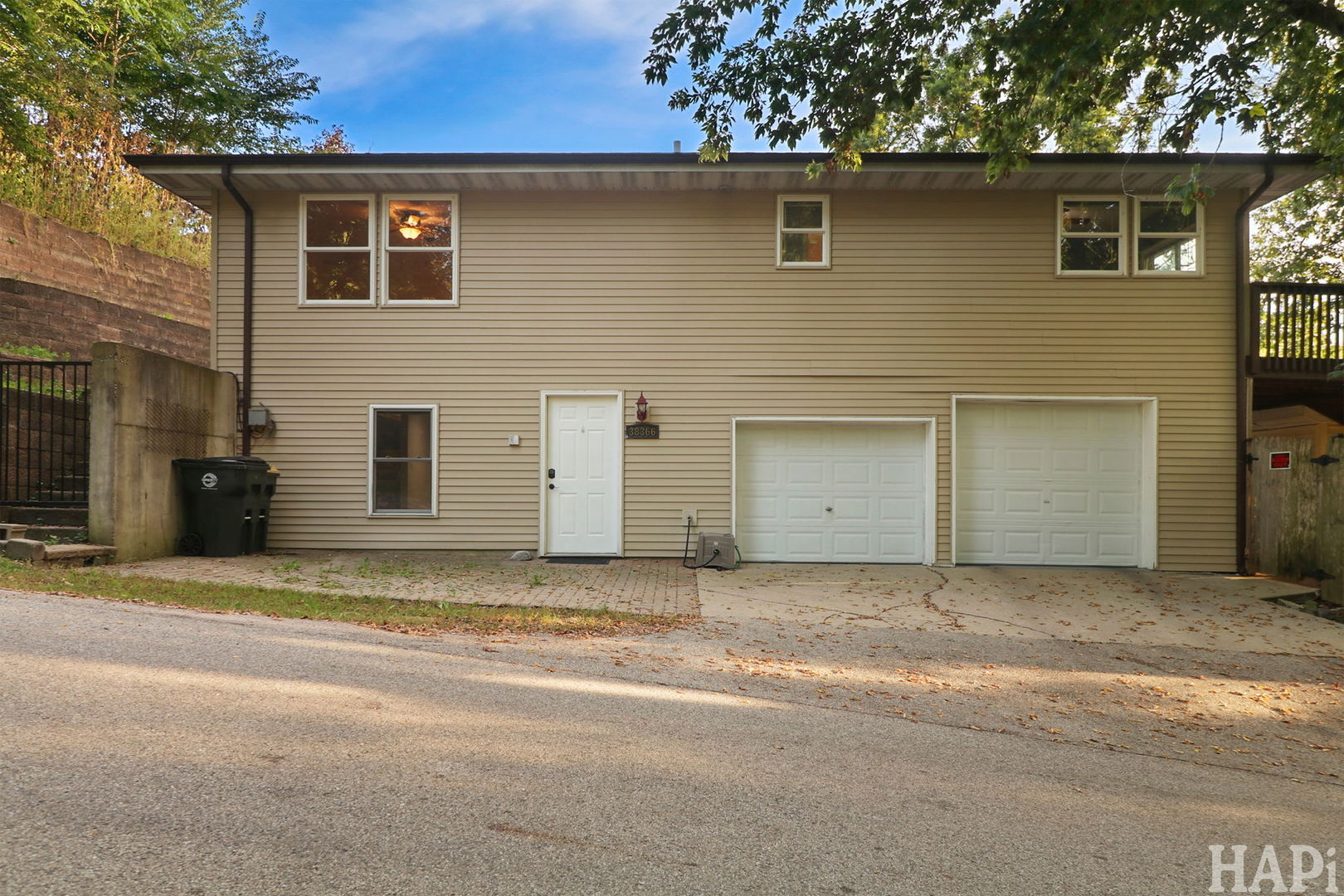 38366 N 4th Avenue, Spring Grove, IL 60081