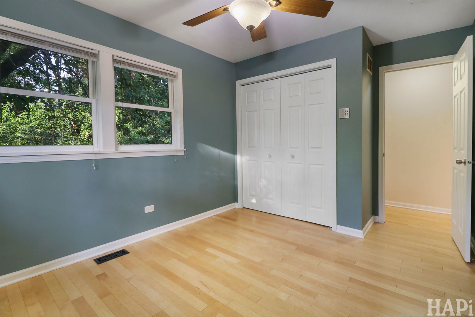 38366 N 4th Avenue, Spring Grove, IL 60081