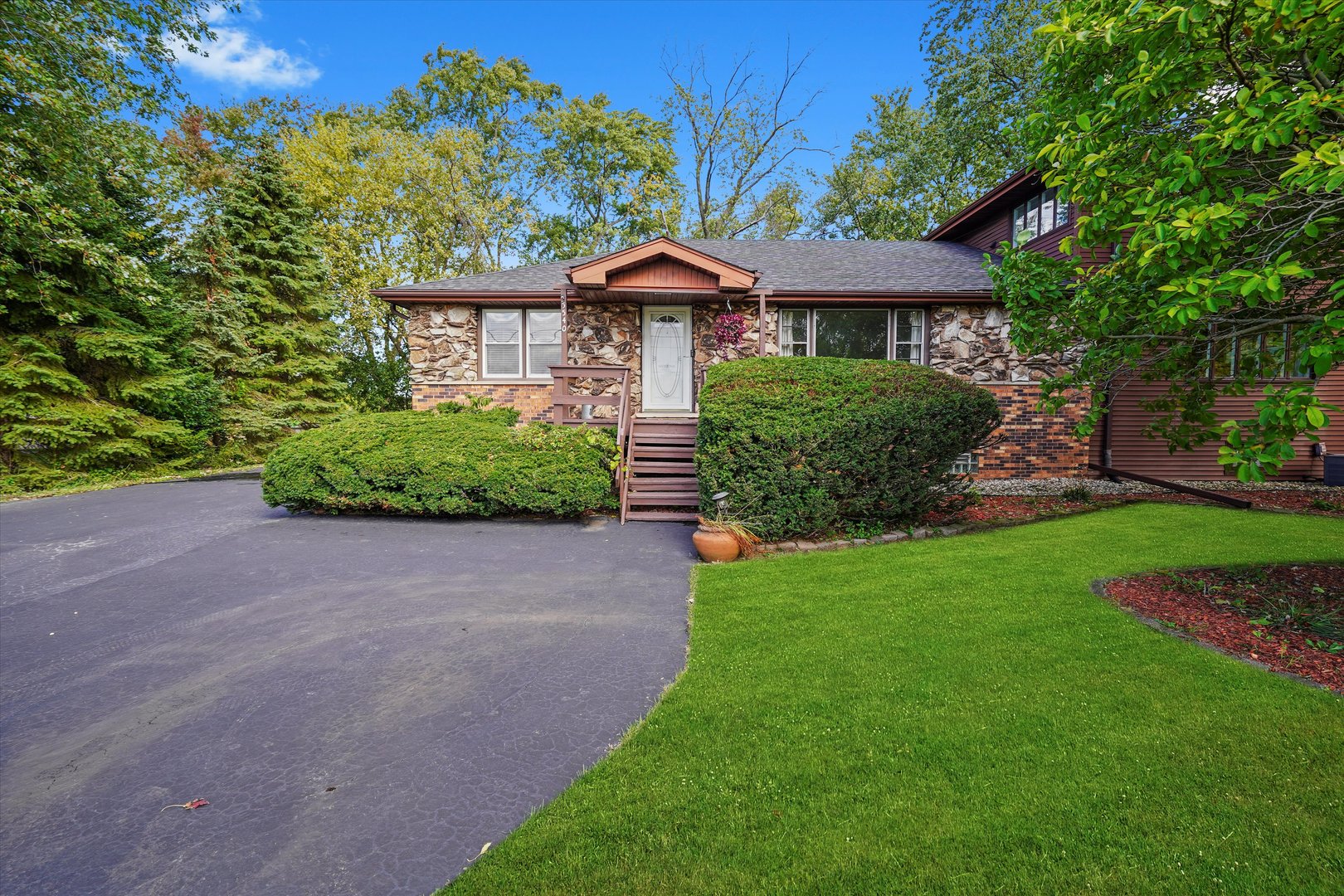 5540 177th Street, Tinley Park, IL 60477