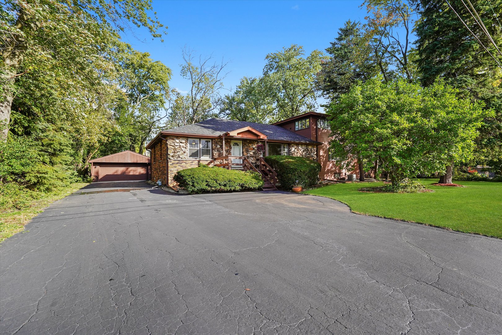 5540 177th Street, Tinley Park, IL 60477