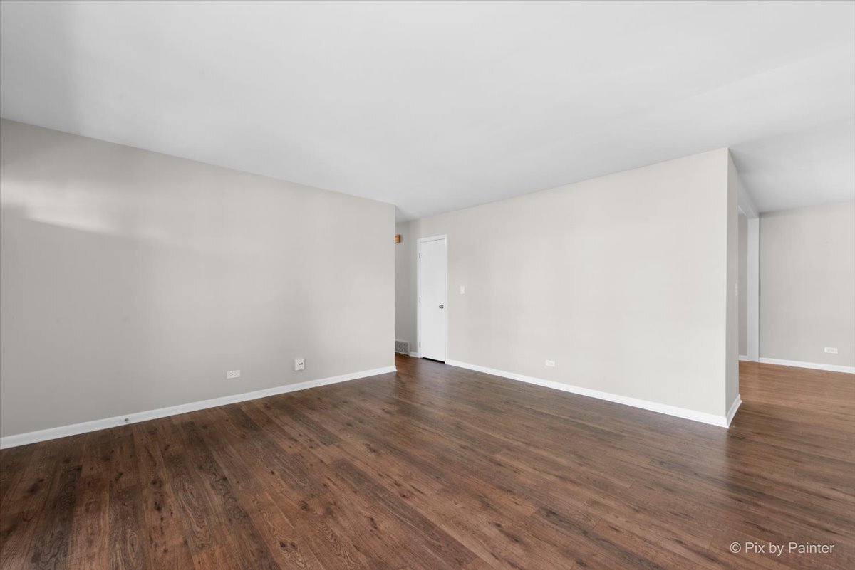 1429 Terry Road, Glendale Heights, IL 60139