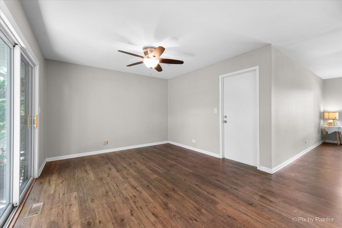 1429 Terry Road, Glendale Heights, IL 60139