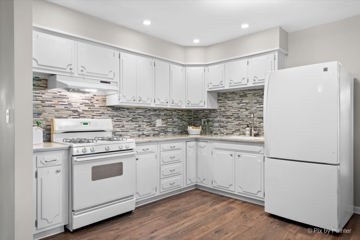 1429 Terry Road, Glendale Heights, IL 60139