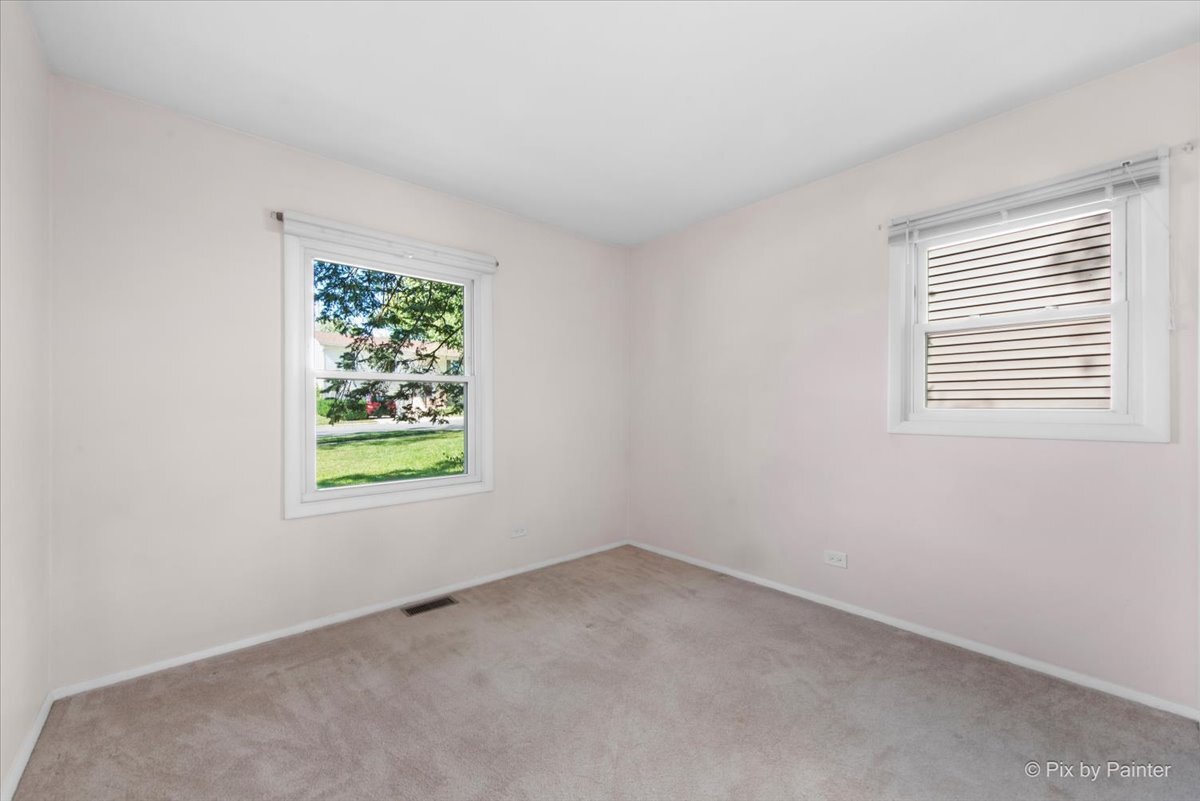 1429 Terry Road, Glendale Heights, IL 60139