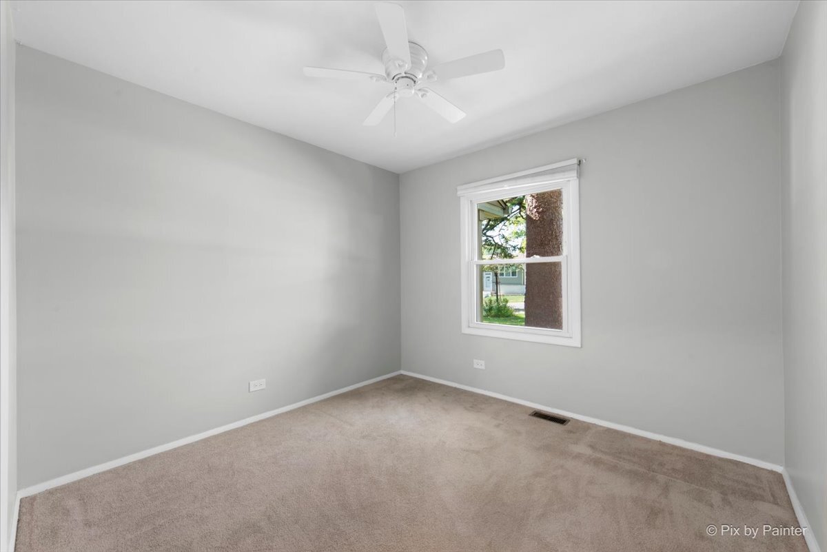 1429 Terry Road, Glendale Heights, IL 60139