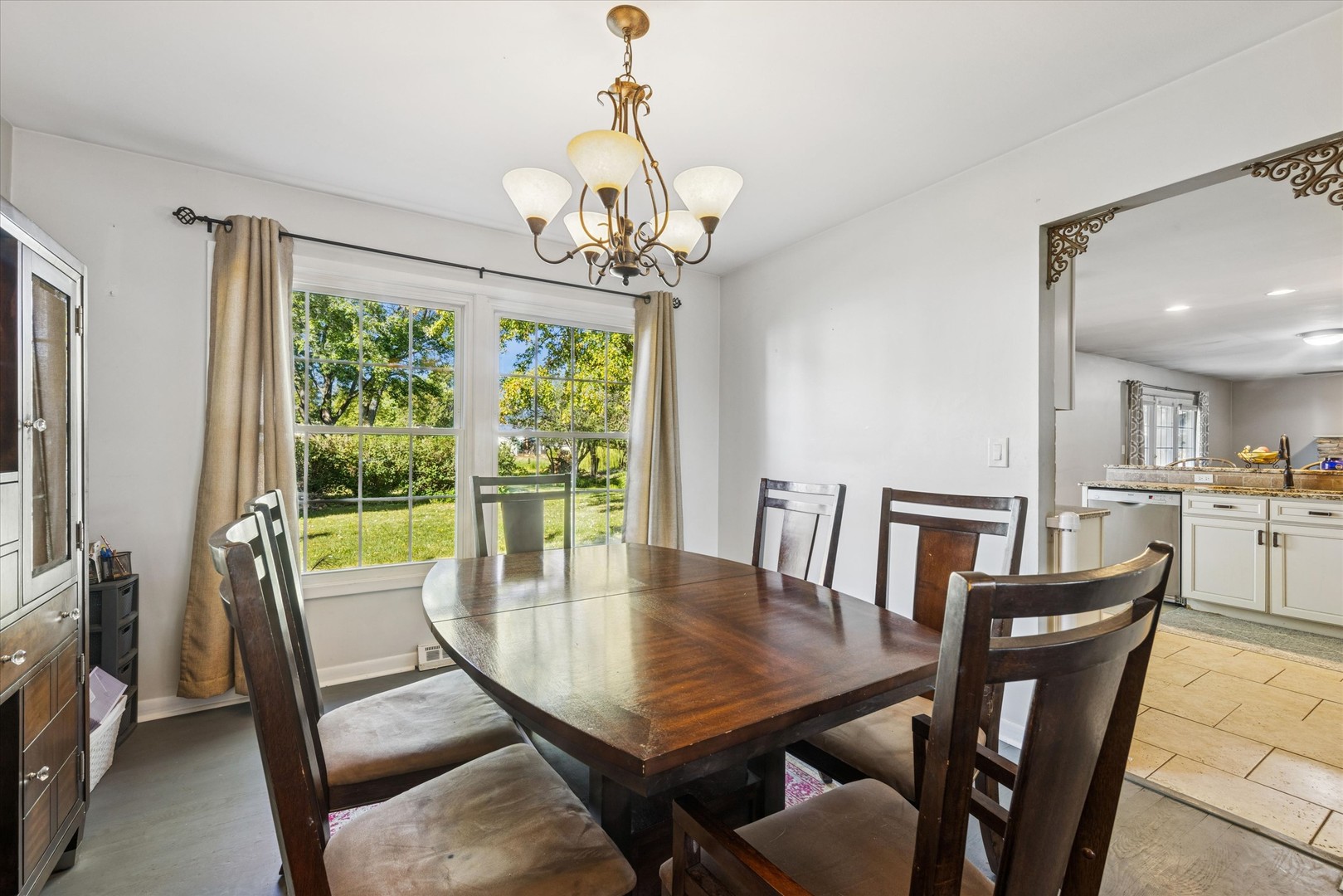 9S080 Stratford Place, Darien, IL 60561