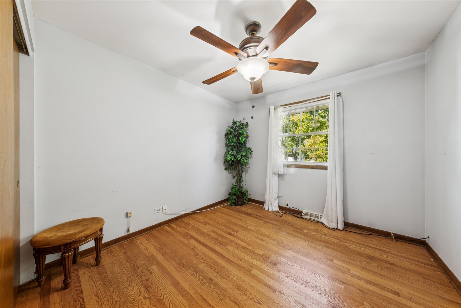 9S080 Stratford Place, Darien, IL 60561