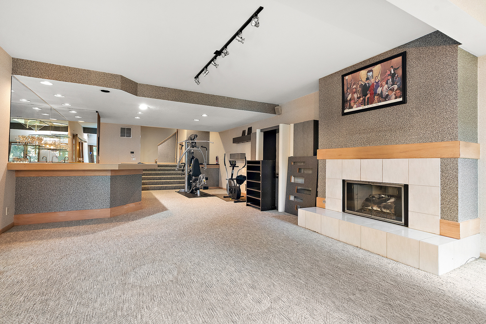 15 Laurel Oak Court, Burr Ridge, IL 60527