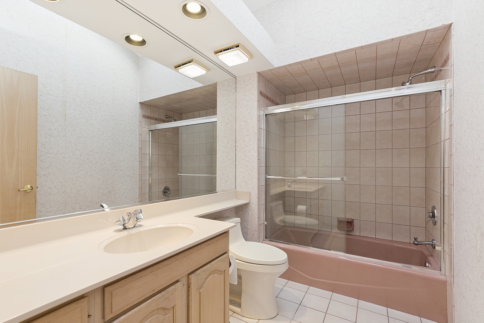 15 Laurel Oak Court, Burr Ridge, IL 60527