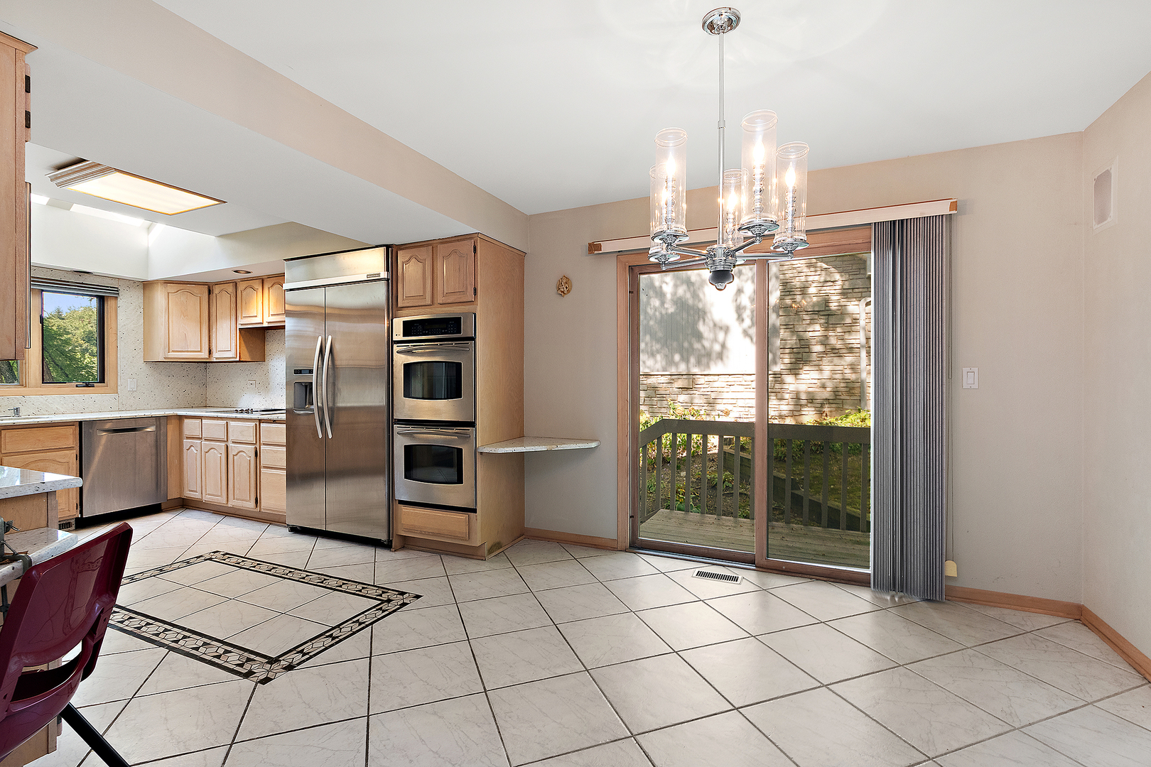 15 Laurel Oak Court, Burr Ridge, IL 60527