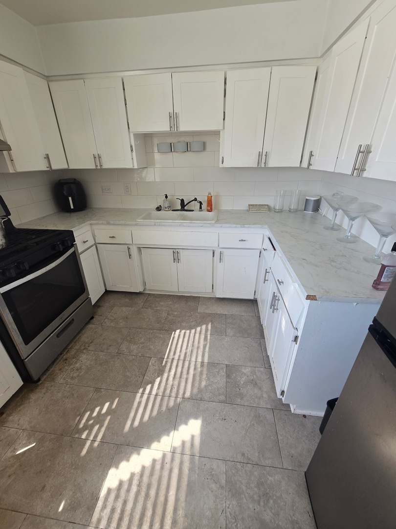 8121 S King Drive #E3, Chicago, IL 60619