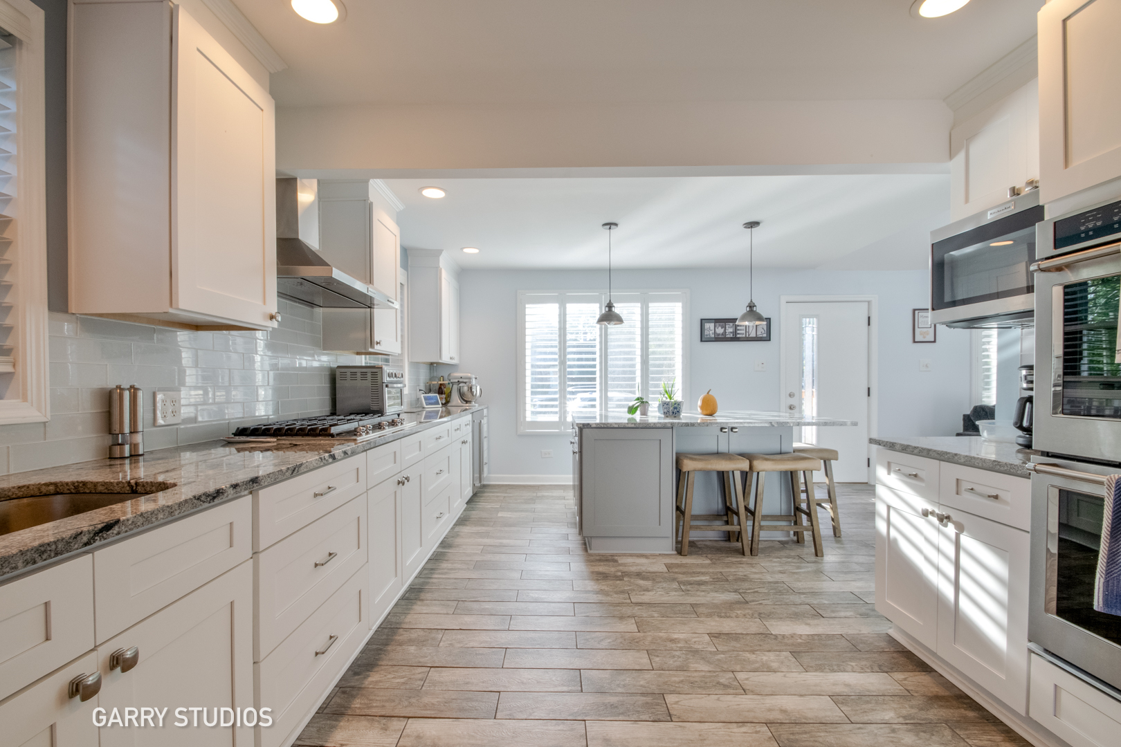 6N447 Virginia Road, Roselle, IL 60172