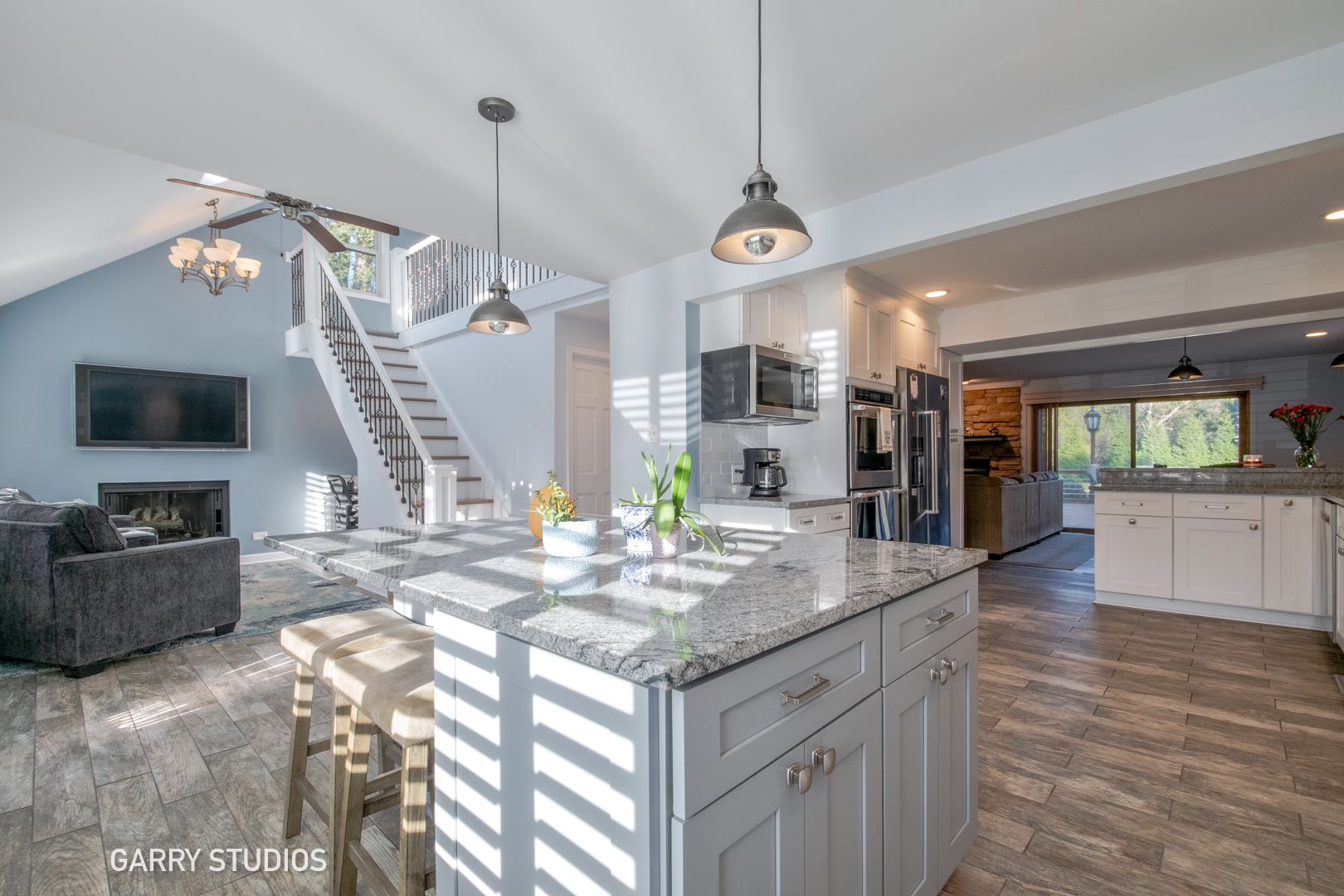 6N447 Virginia Road, Roselle, IL 60172