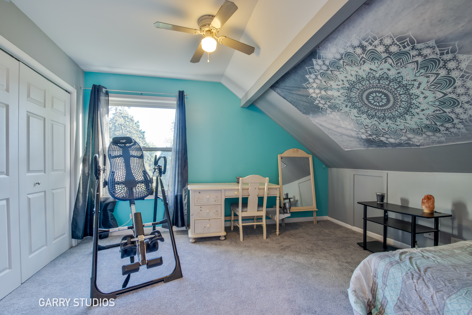 6N447 Virginia Road, Roselle, IL 60172