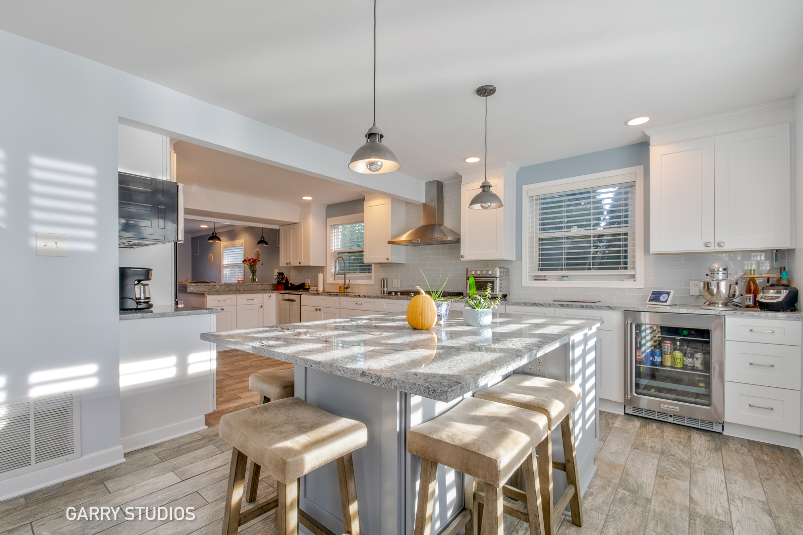 6N447 Virginia Road, Roselle, IL 60172