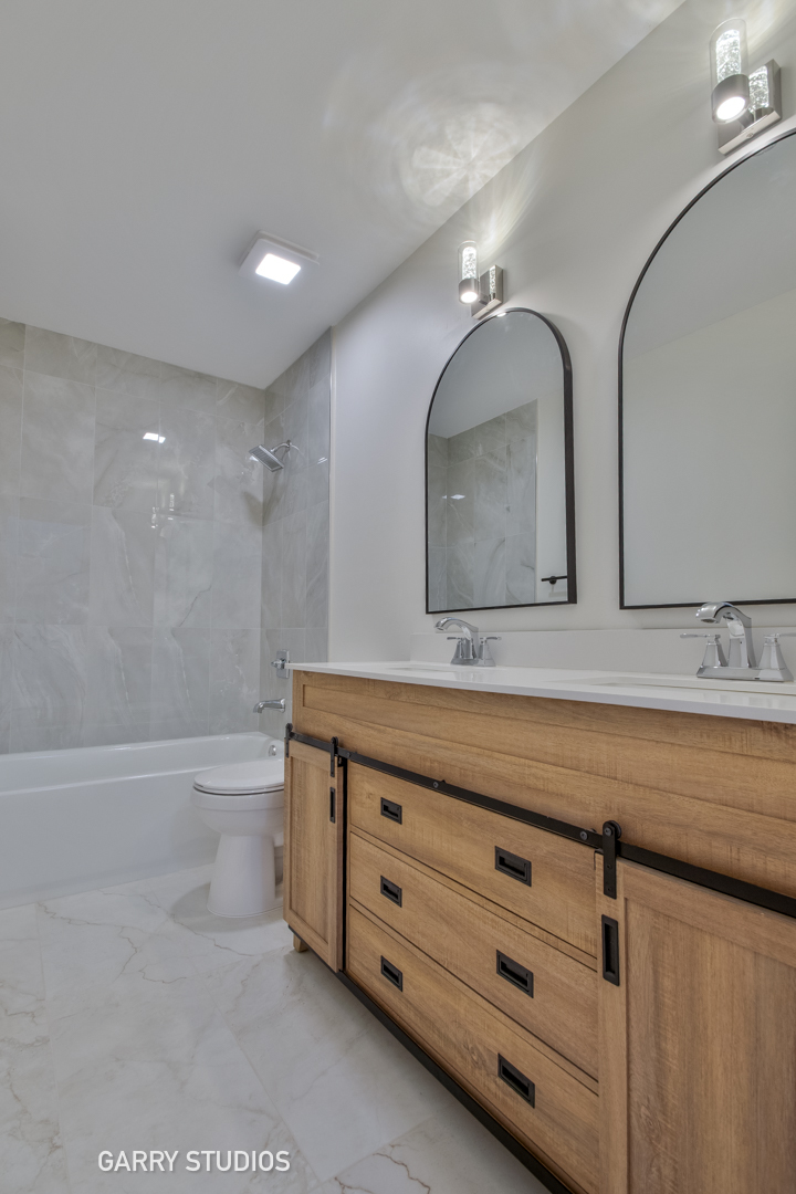 768 Provincetown Drive, Carol Stream, IL 60188