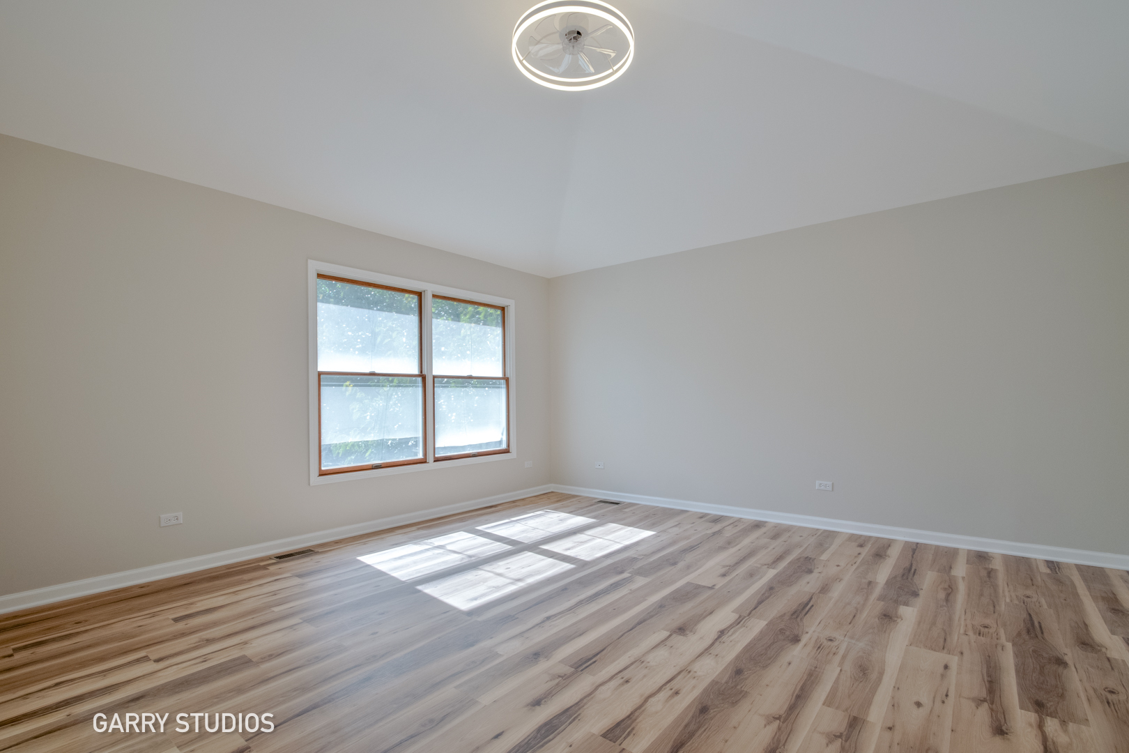 768 Provincetown Drive, Carol Stream, IL 60188