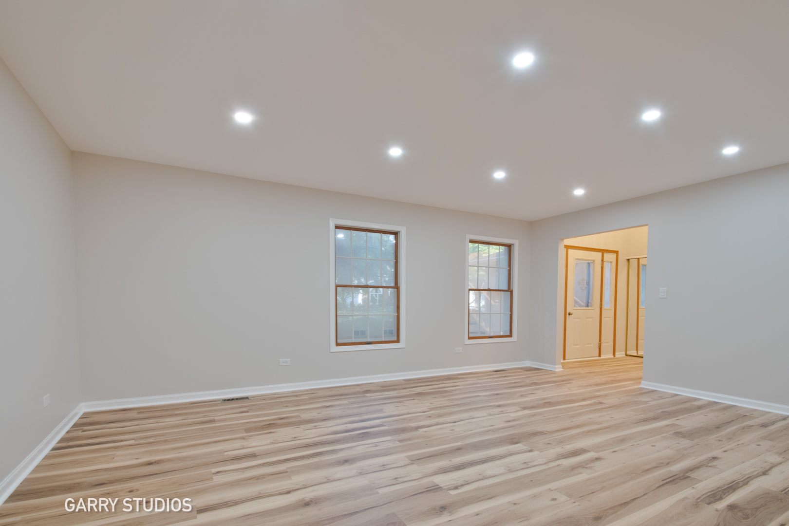 768 Provincetown Drive, Carol Stream, IL 60188