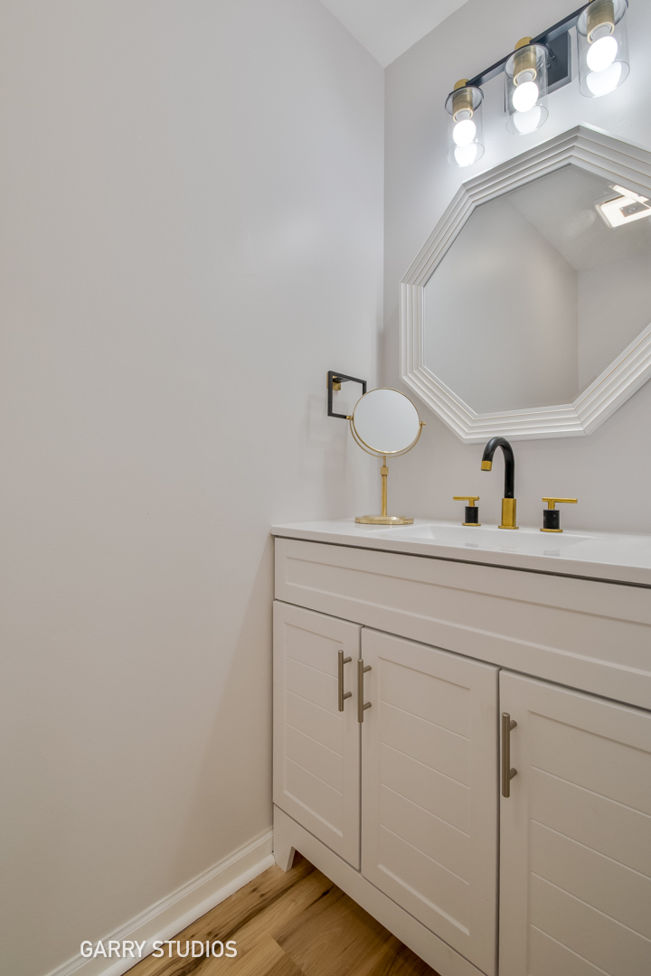 768 Provincetown Drive, Carol Stream, IL 60188